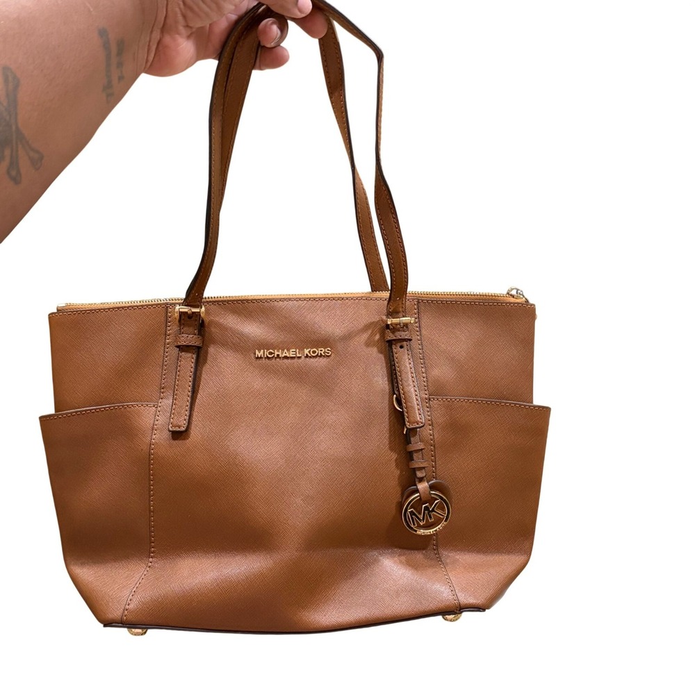 Michael Kors Jet Set East West Tote Bag Luggage Brown Saffiano Leather Gold Tone